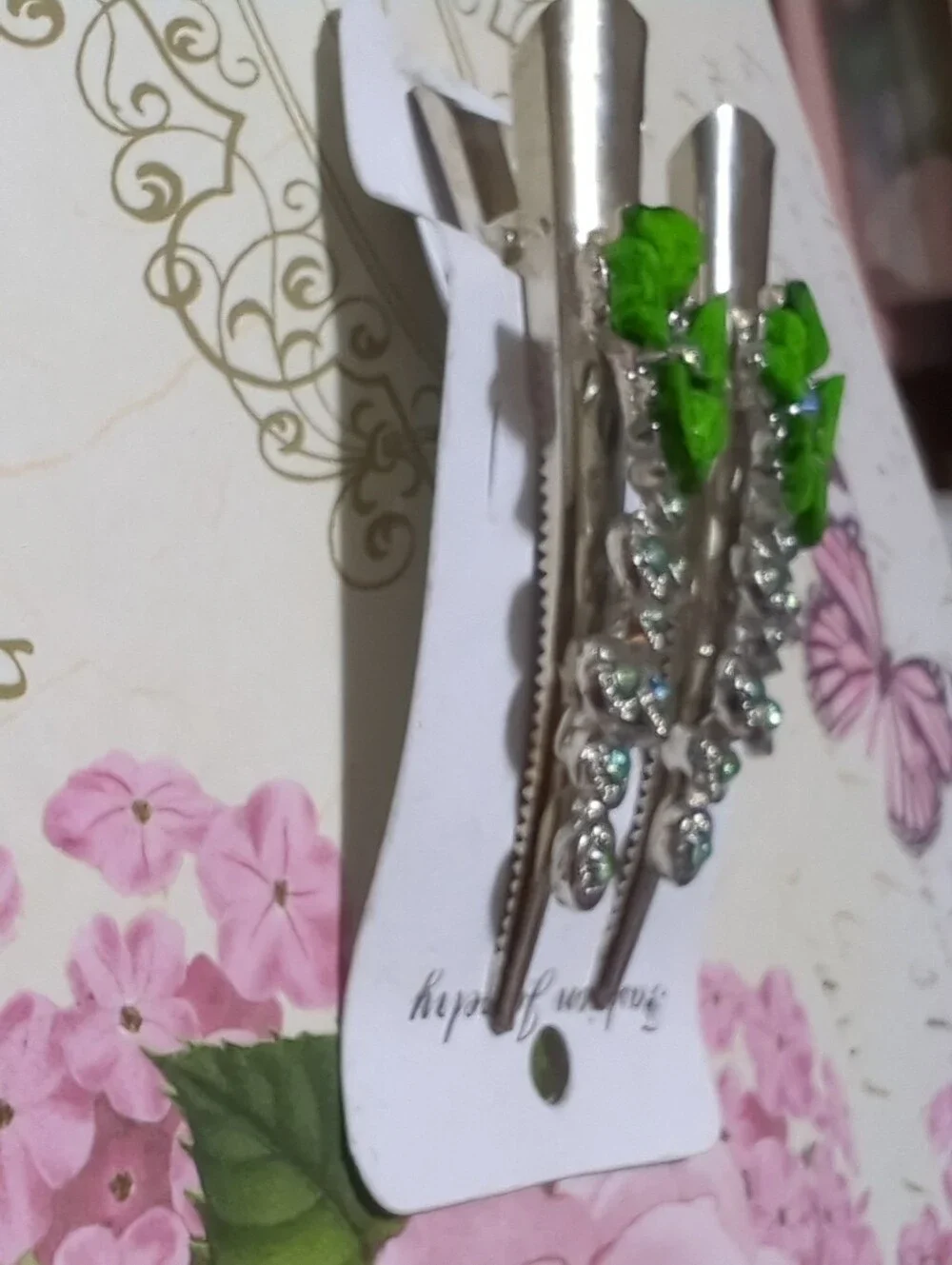 Pair of New / Old Stock Silver Tone Green Jeweled Pelican Style Hair Clips